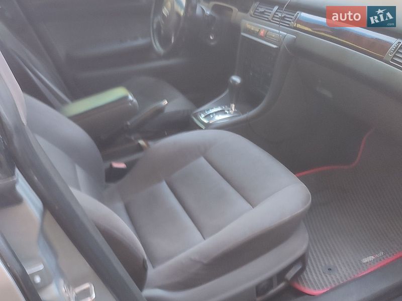 Седан Audi A6 1998 в Софиевской Борщаговке