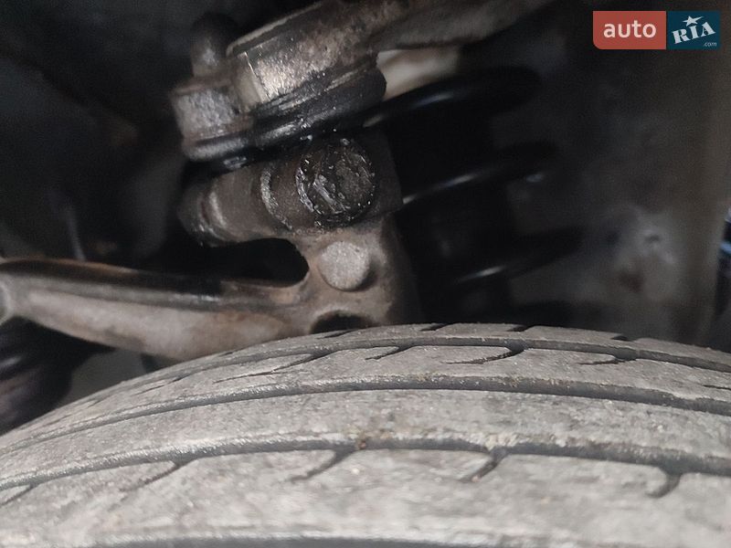 Седан Audi A6 1998 в Софиевской Борщаговке