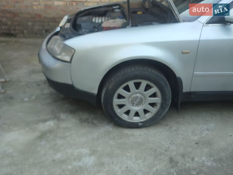 Седан Audi A6 1998 в Софиевской Борщаговке