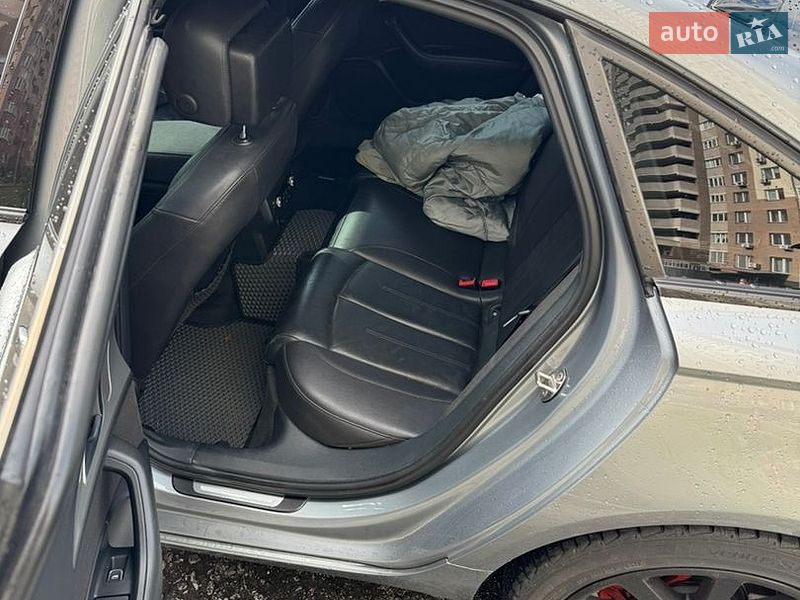 Седан Audi A6 2012 в Києві