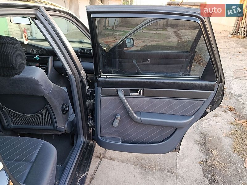 Седан Audi A6 1996 в Кривому Розі