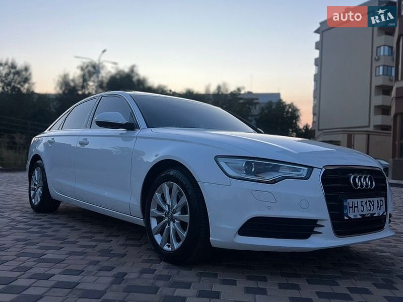 Седан Audi A6 2013 в Измаиле