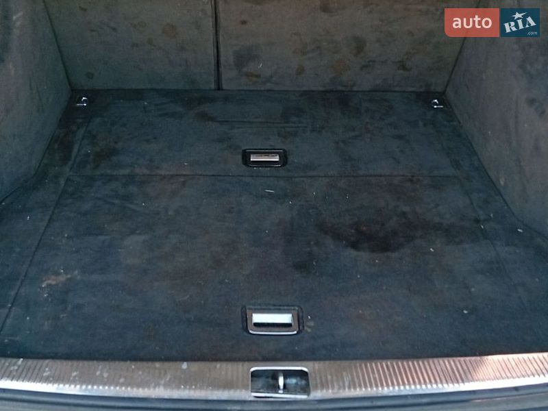 Універсал Audi A6 2003 в Нововолинську