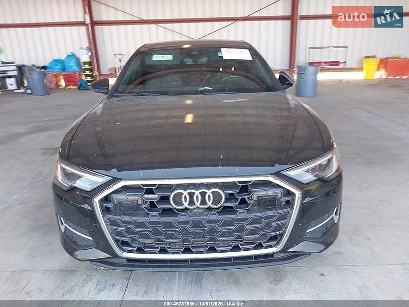 Седан Audi A6 2023 в Тернополе
