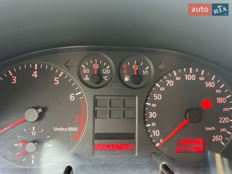 Седан Audi A6 1998 в Черкасах