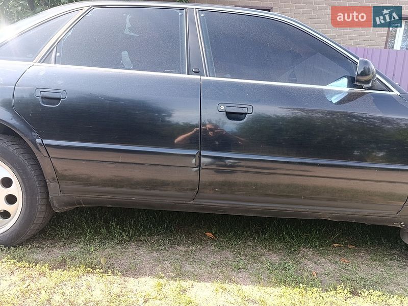 Седан Audi A6 1995 в Києві