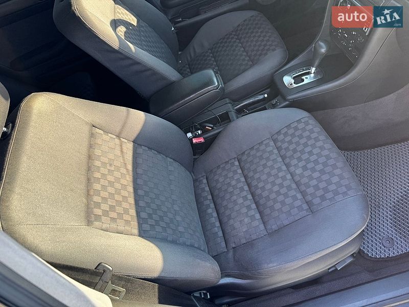 Универсал Audi A6 2002 в Луцке