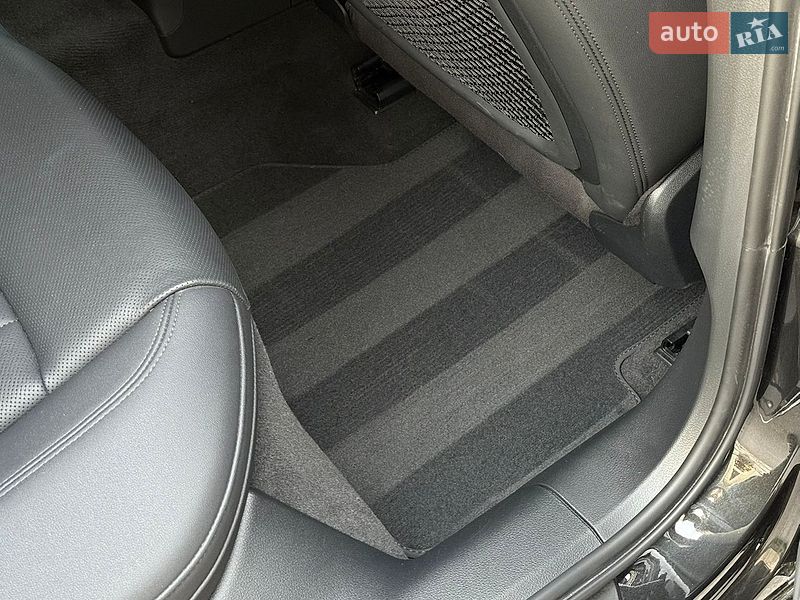 Седан Audi A6 2022 в Тернополе