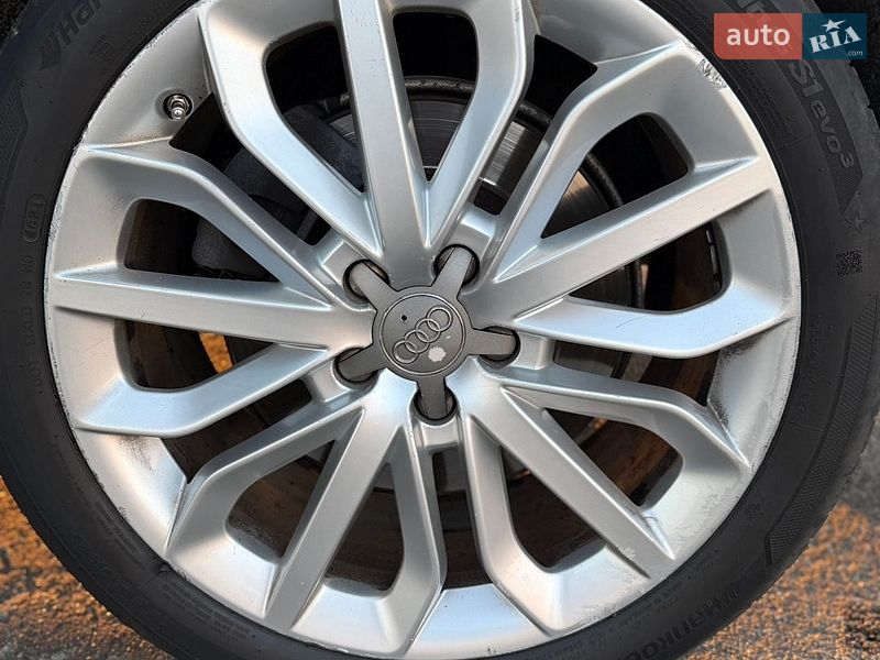 Седан Audi A6 2013 в Киеве