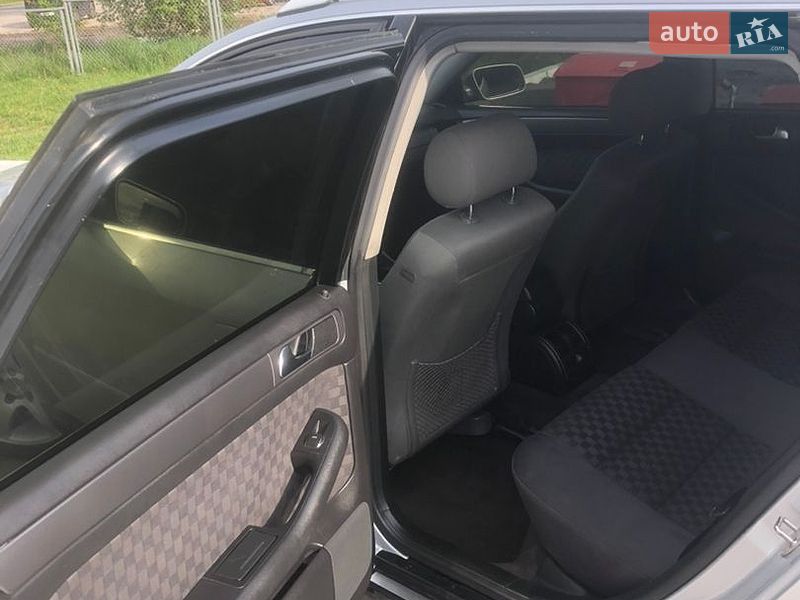 Универсал Audi A6 2002 в Гнивани