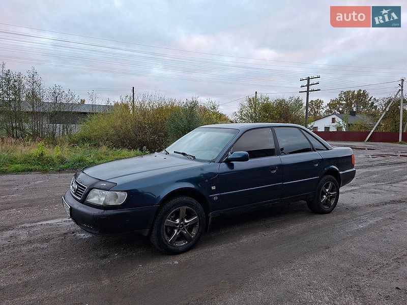 Седан Audi A6 1995 в Любомле