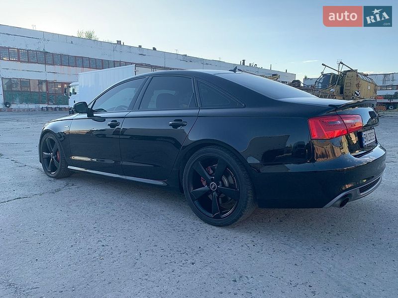 Седан Audi A6 2013 в Ровно