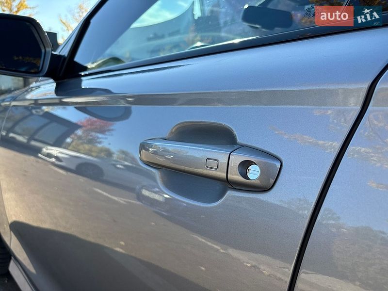 Седан Audi A6 2017 в Киеве