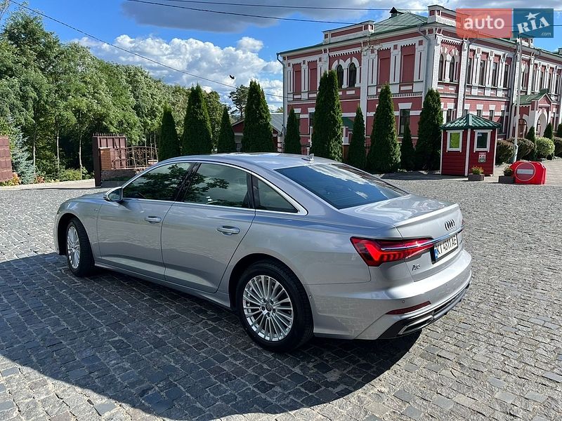 Седан Audi A6 2020 в Киеве