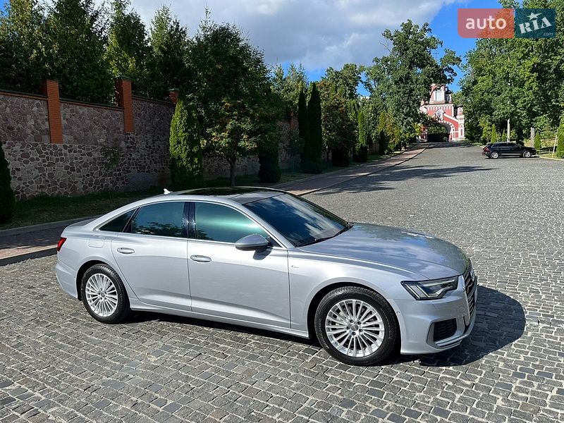 Седан Audi A6 2020 в Киеве