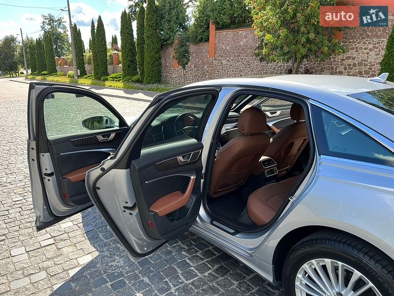Седан Audi A6 2020 в Киеве