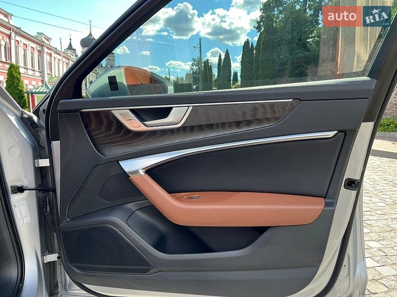 Седан Audi A6 2020 в Киеве