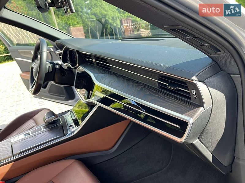 Седан Audi A6 2020 в Киеве