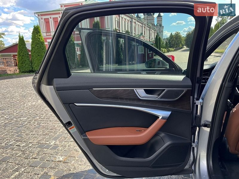 Седан Audi A6 2020 в Киеве