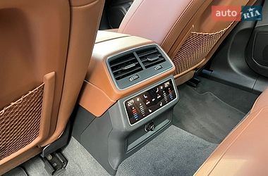 Седан Audi A6 2020 в Киеве