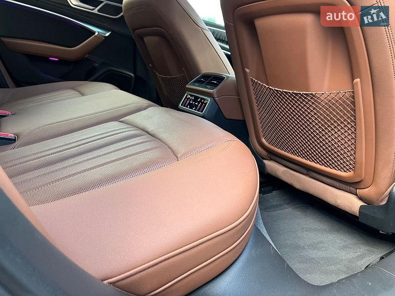 Седан Audi A6 2020 в Киеве