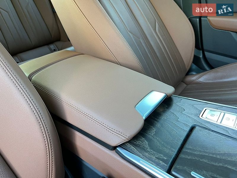Седан Audi A6 2020 в Киеве