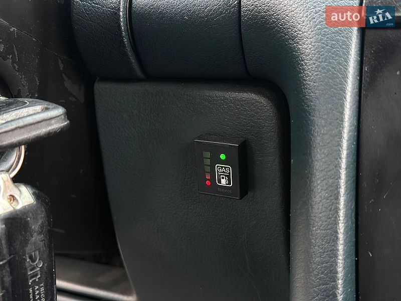 Седан Audi A6 1998 в Жовкве