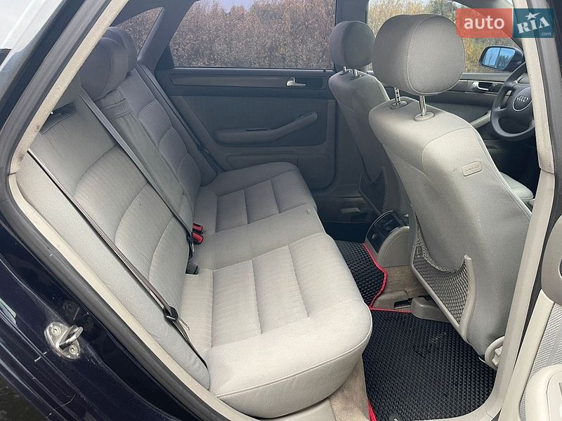 Седан Audi A6 2001 в Сарнах
