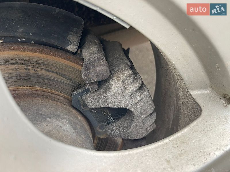 Седан Audi A6 2001 в Сарнах