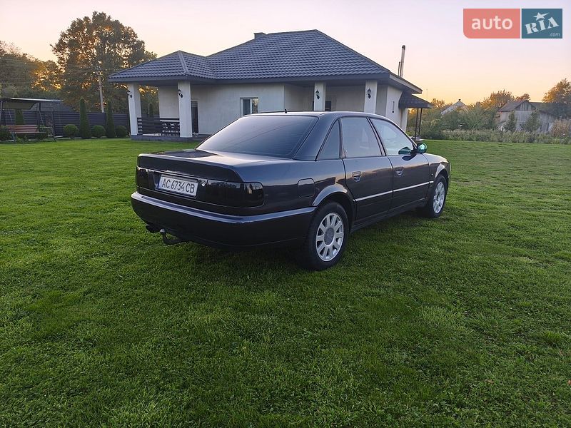 Седан Audi A6 1995 в Старій Вижівці