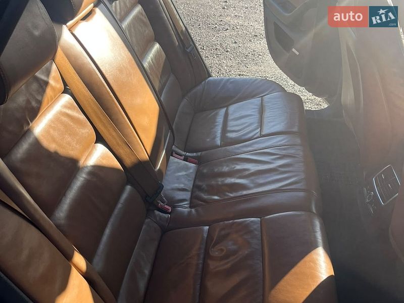 Универсал Audi A6 2010 в Воловце