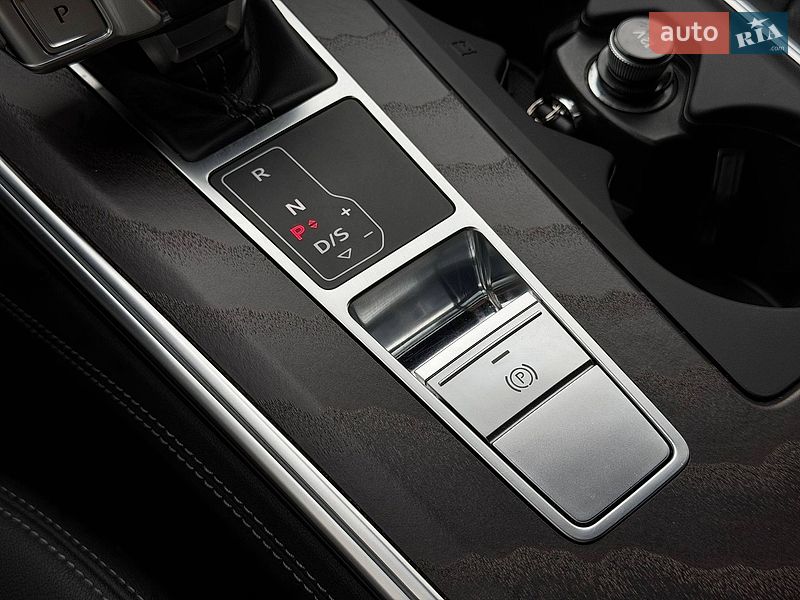 Седан Audi A6 2022 в Кривом Роге