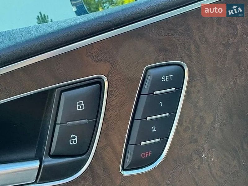Седан Audi A6 2012 в Луцьку