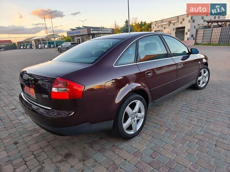 Седан Audi A6 2001 в Сарнах