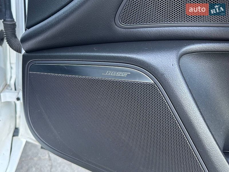 Седан Audi A6 2013 в Ужгороде