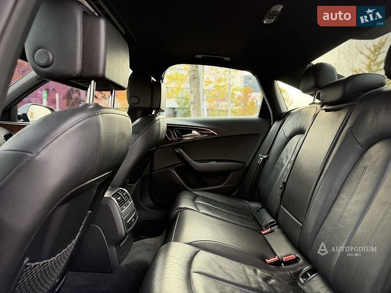 Седан Audi A6 2015 в Киеве