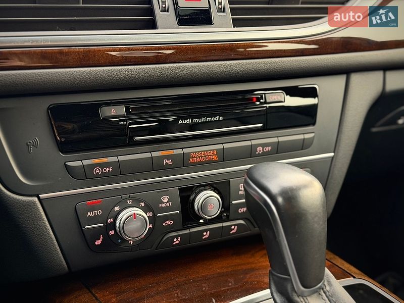 Седан Audi A6 2015 в Киеве