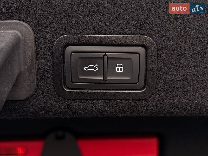 Седан Audi A6 2018 в Киеве