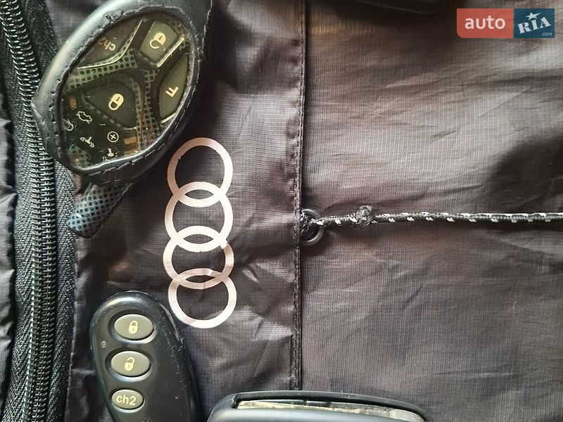 Седан Audi A6 1998 в Сумах