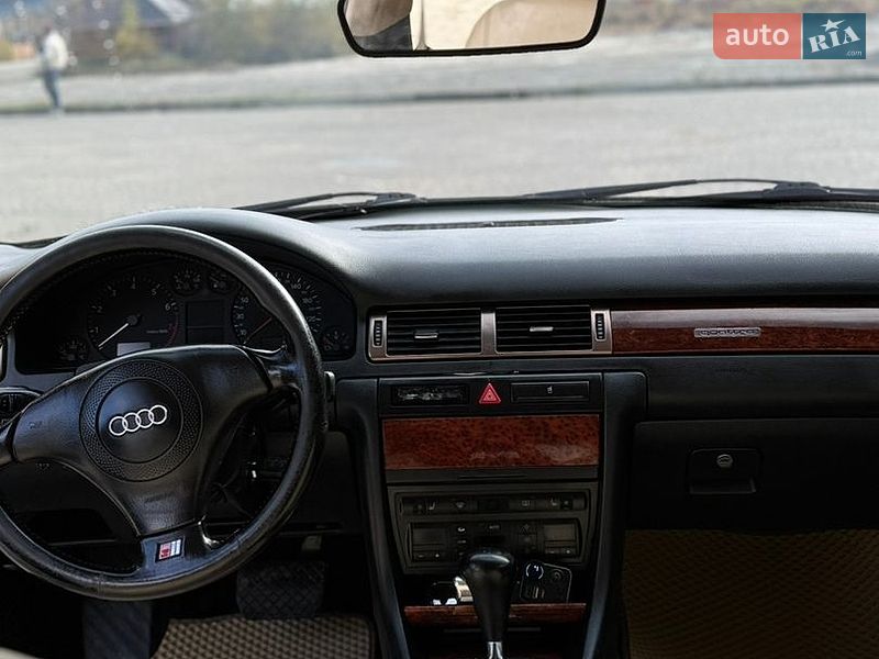 Седан Audi A6 2000 в Яремче