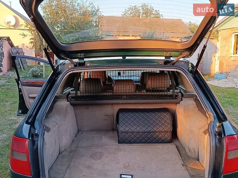 Универсал Audi A6 1999 в Хотине