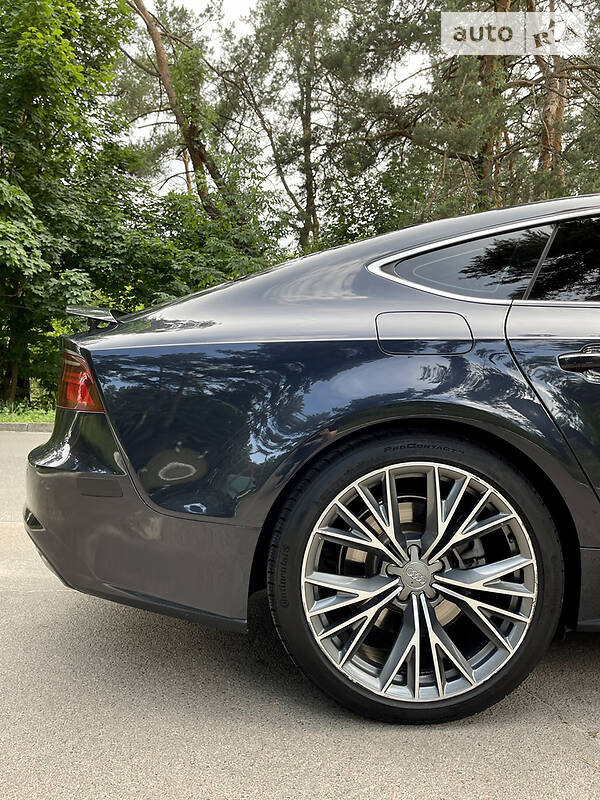 Лифтбек Audi A7 Sportback 2015 в Киеве
