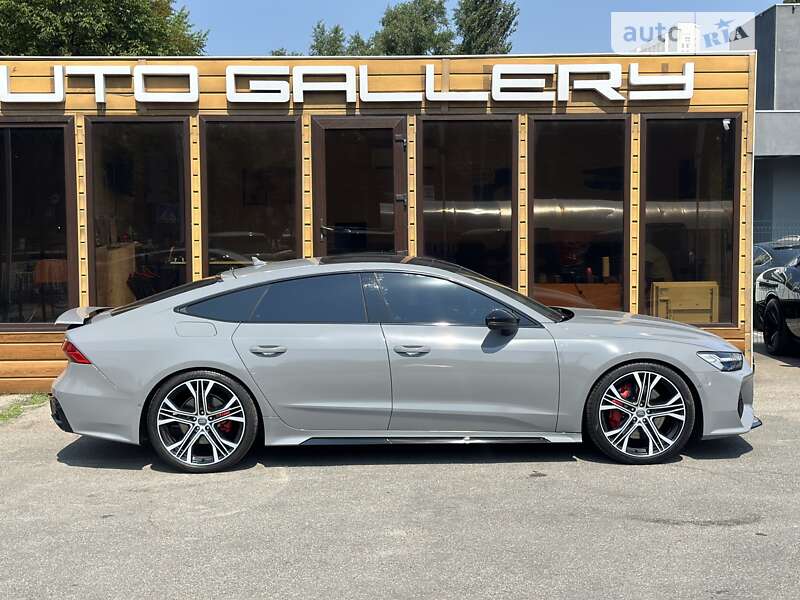 Лифтбек Audi A7 Sportback 2018 в Киеве