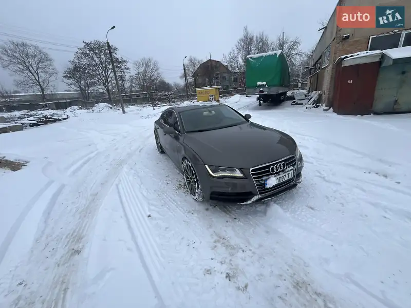 Лифтбек Audi A7 Sportback 2011 в 