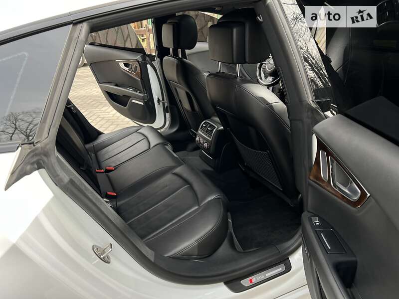 Лифтбек Audi A7 Sportback 2015 в Виннице