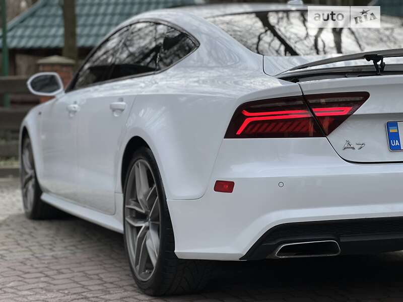 Лифтбек Audi A7 Sportback 2015 в Виннице