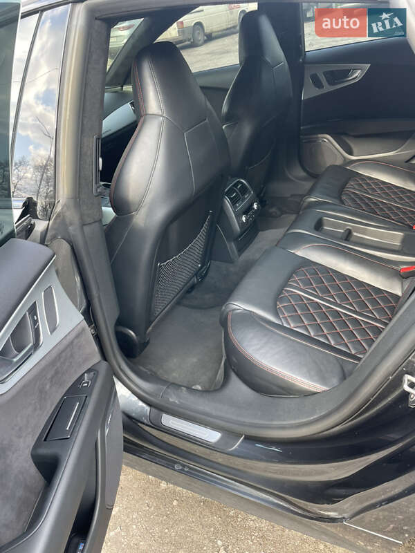 Лифтбек Audi A7 Sportback 2017 в Киеве