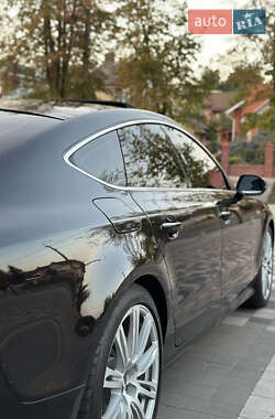 Лифтбек Audi A7 Sportback 2013 в 