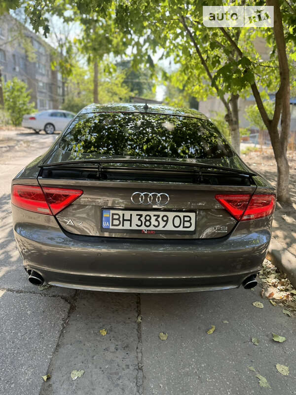 Ліфтбек Audi A7 Sportback 2010 в Болграді фото 5 Ліфтбек Audi A7 Sportback 2010 в Болграді