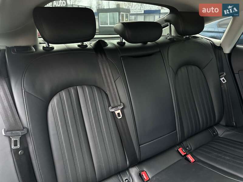 Лифтбек Audi A7 Sportback 2013 в Киеве